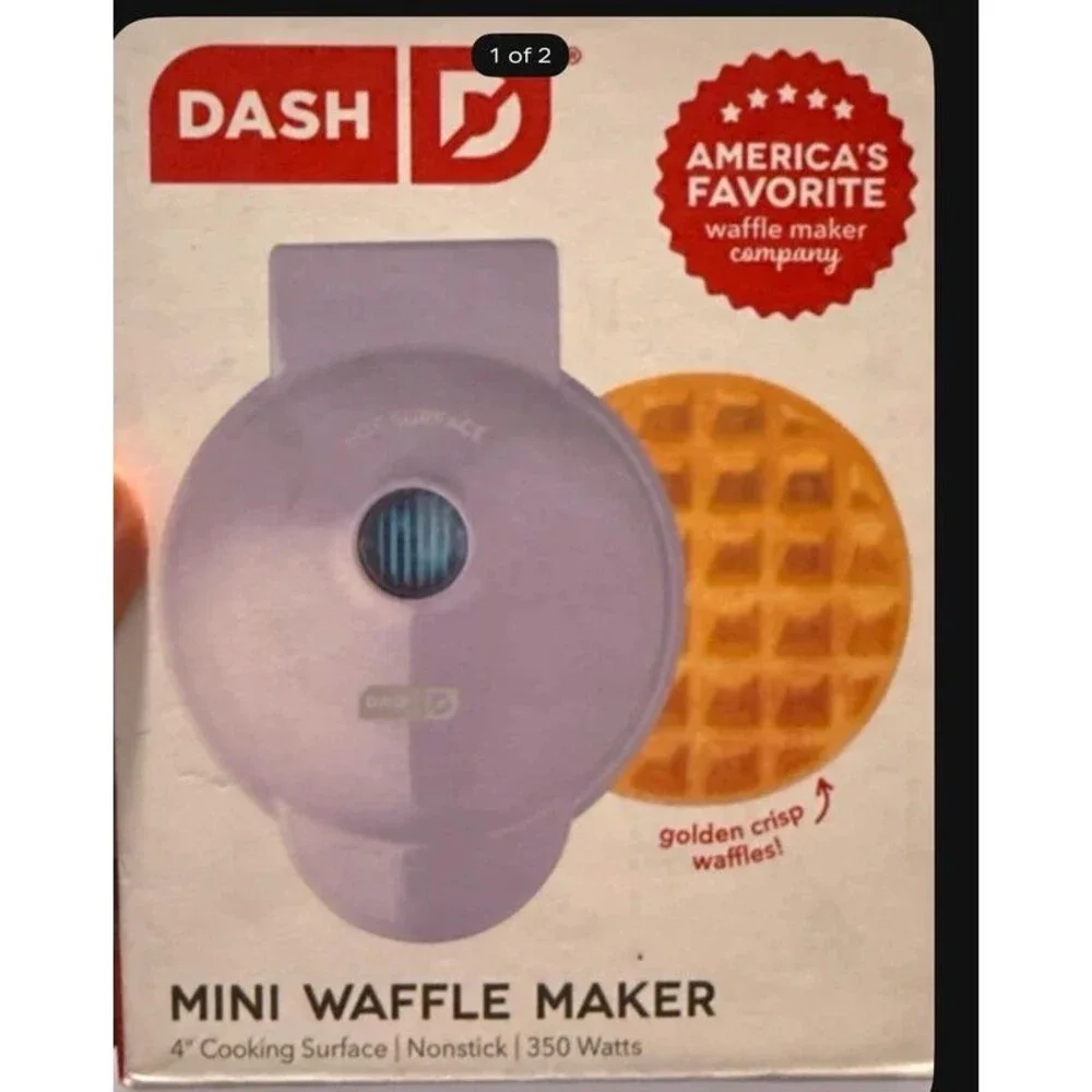 Mini waffle maker -dash